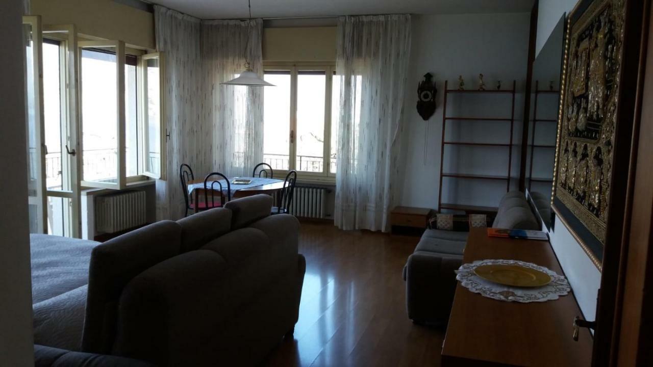 La Virgola Apartments 브렌조네 술 가르다 외부 사진